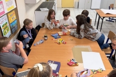 Edukacja zdrowotna w praktyce: zawartość cukru w słodyczach i napojach