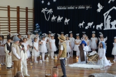 Maleńka miłość w żłobie śpi