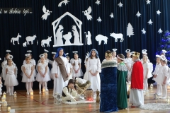 Maleńka miłość w żłobie śpi