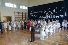 Maleńka miłość w żłobie śpi