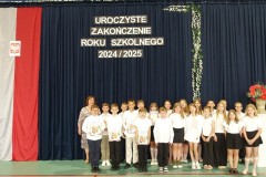 Uroczystość zakończenia roku szkolnego klasy 1-5