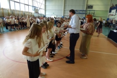 Uroczystość zakończenia roku szkolnego klasy 1-5