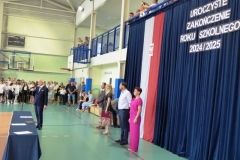 Uroczystość zakończenia roku szkolnego klasy 1-5