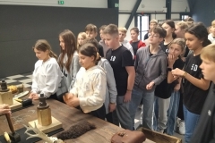 Wycieczka klas 5a i 5d do Mandorii – pełna zabawy i nauki