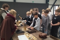 Wycieczka klas 5a i 5d do Mandorii – pełna zabawy i nauki