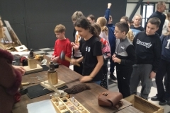 Wycieczka klas 5a i 5d do Mandorii – pełna zabawy i nauki