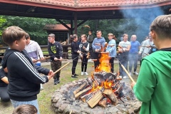 Szkolni ekolodzy odwiedzają Nadleśnictwo „Miodne”