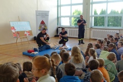 Spotkanie z przedstawicielami Powiatowej Państwowej Straży Pożarnej w ramach innowacji pedagogicznej "Potrafię ratować"