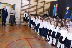 Ślubowanie klas pierwszych w Publicznej Szkole Podstawowej im. Władysława Jagiełły w Zwoleniu