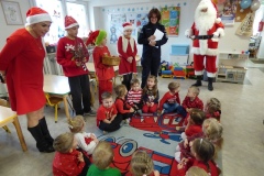 STOP! Mikołaj na drodze!