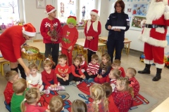 STOP! Mikołaj na drodze!