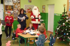 STOP! Mikołaj na drodze!