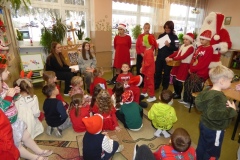 STOP! Mikołaj na drodze!