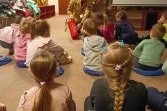 Przedszkolaki z wizytą w Straży Pożarnej i Muzeum Wsi Radomskiej