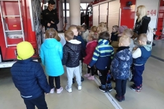 Przedszkolaki z wizytą w Straży Pożarnej i Muzeum Wsi Radomskiej
