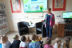 Razem z Biblioteką Padagogiczną w Zwoleniu przedszkolaki świętują Wielkanoc