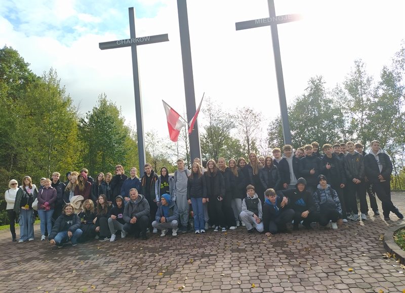 Wycieczka na Święty Krzyż i do parku trampolin