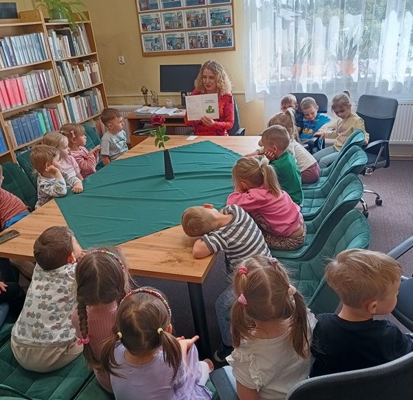 Biblioteka opanowana przez przedszkolaki! – czyli wielka przygoda z książką