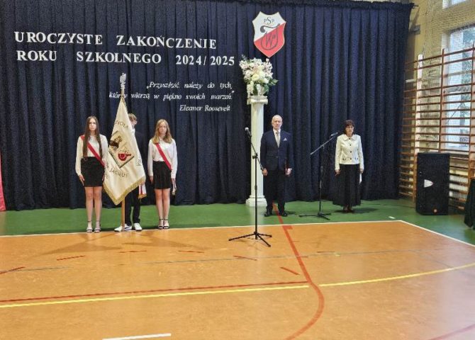 Zakończenie roku szkolnego 2024/2025 klasy VIII