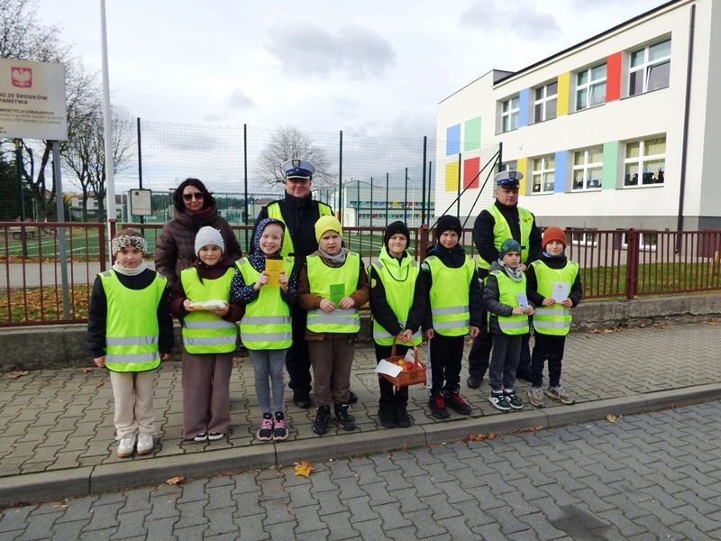 Jabłko, czy cytryna – uważaj na pasach!